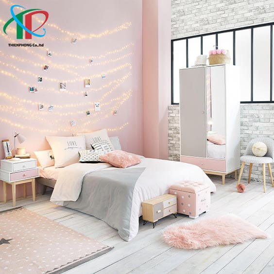 phong-ngu-mau-hong-tuoi-teen