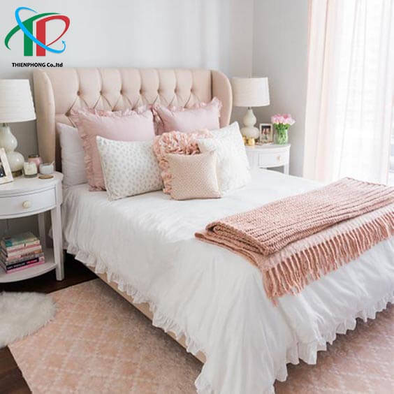 phong-ngu-mau-trang-va-hong-don-gian