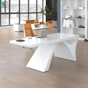 ban-lam-viec-mau-trang