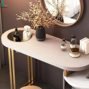 ban-trang-diem-mau-hong-thien-phong