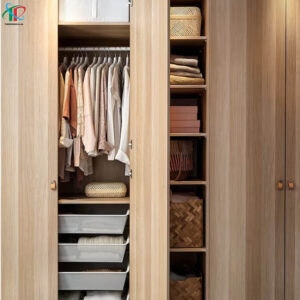 tu-quan-ao-go-4-canh-dep