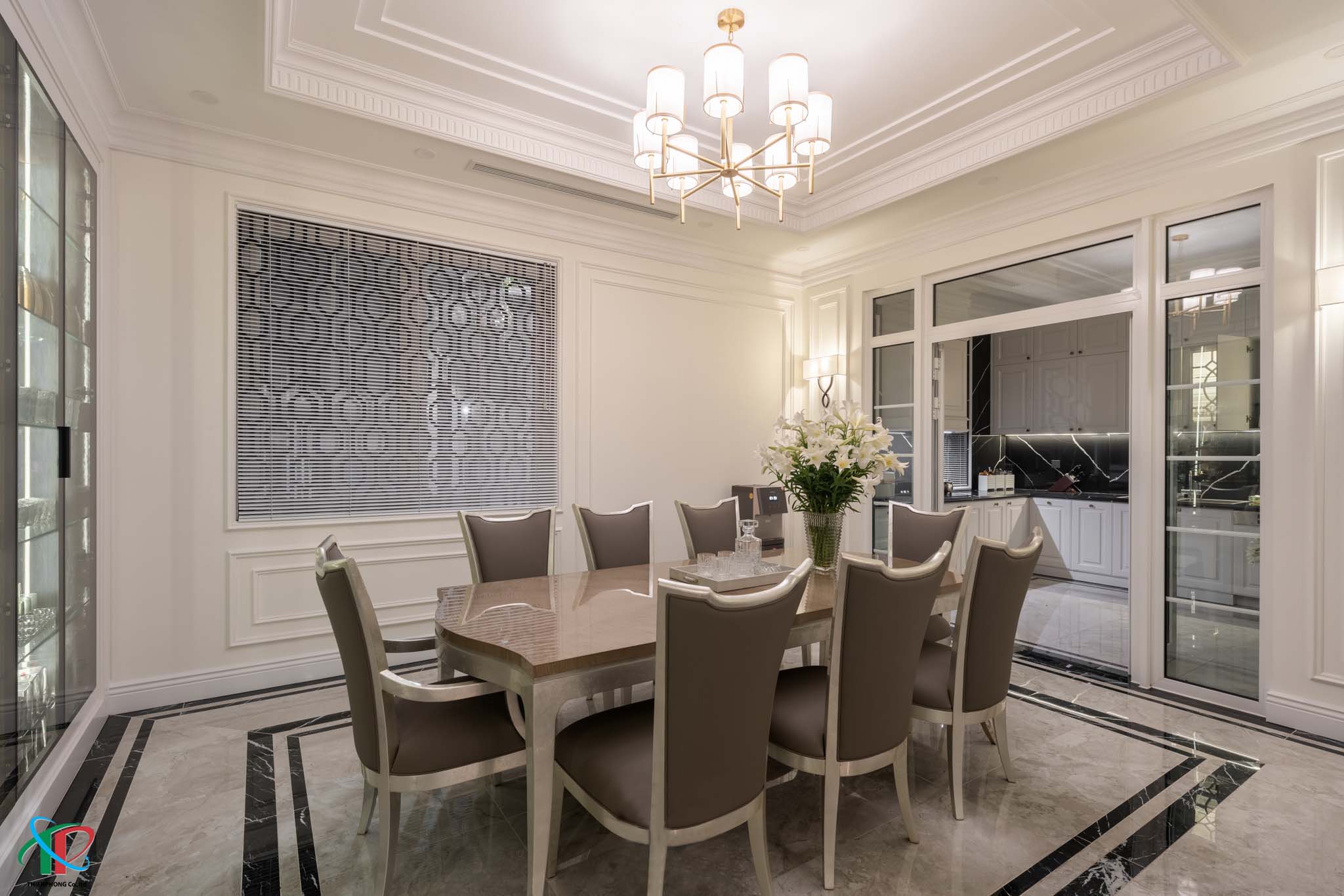 thi-cong-biet-thu-tan-co-dien-11