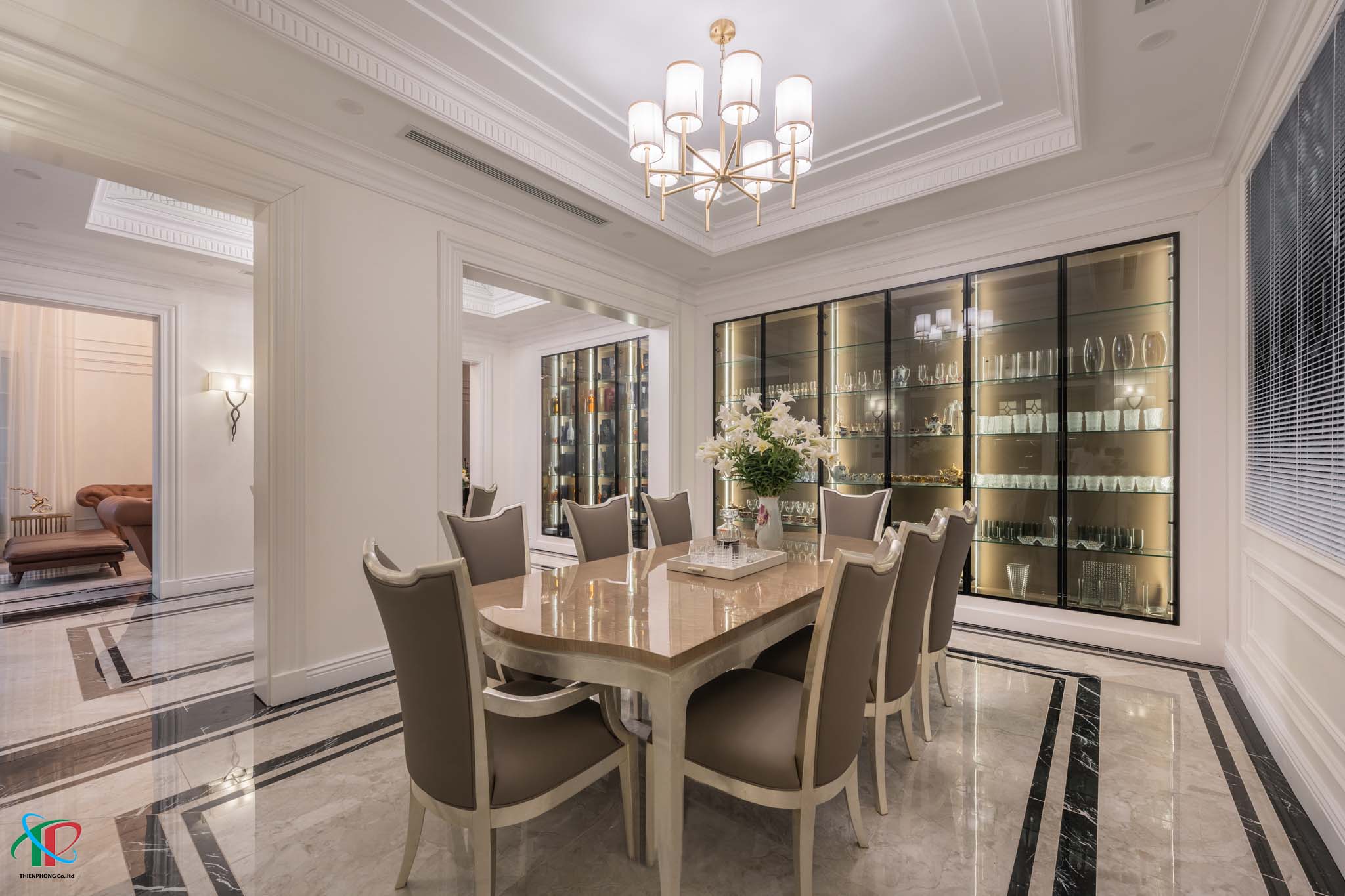 thi-cong-biet-thu-tan-co-dien-16