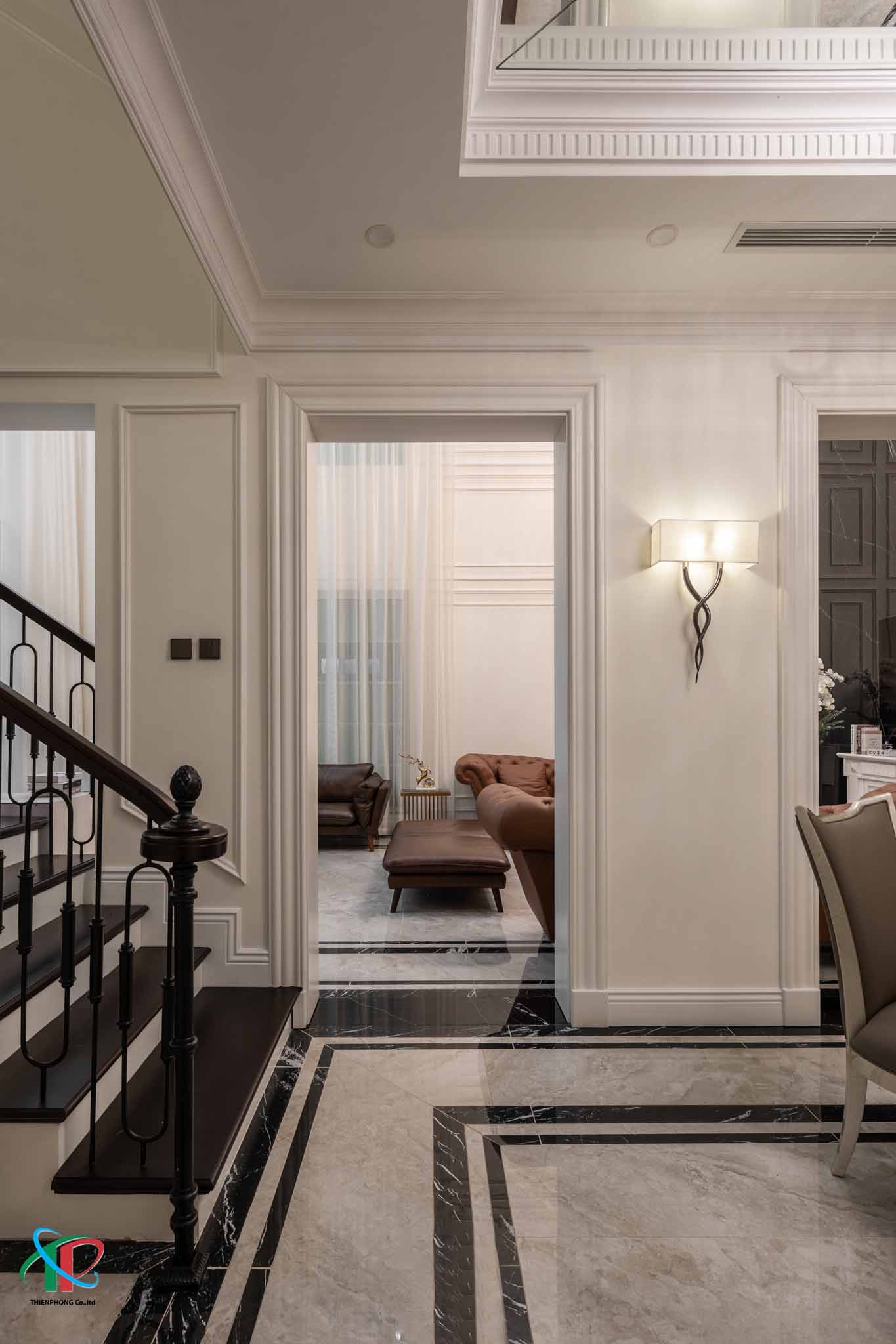 thi-cong-biet-thu-tan-co-dien-5