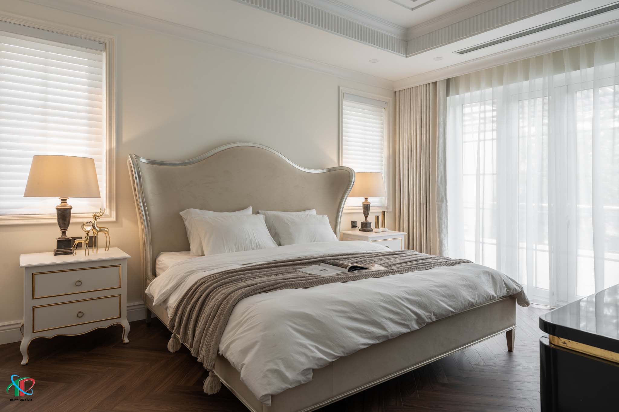 thi-cong-biet-thu-tan-co-dien-7