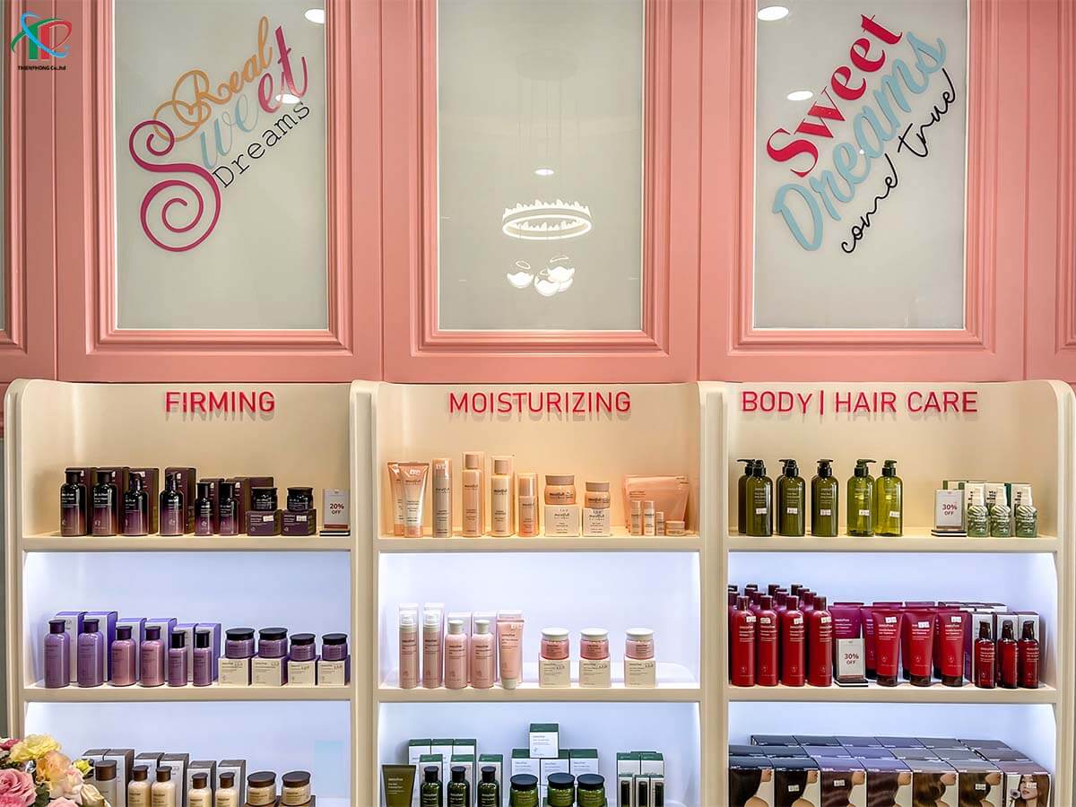 thi-cong-noi-that-shop-my-pham-pink-house-2