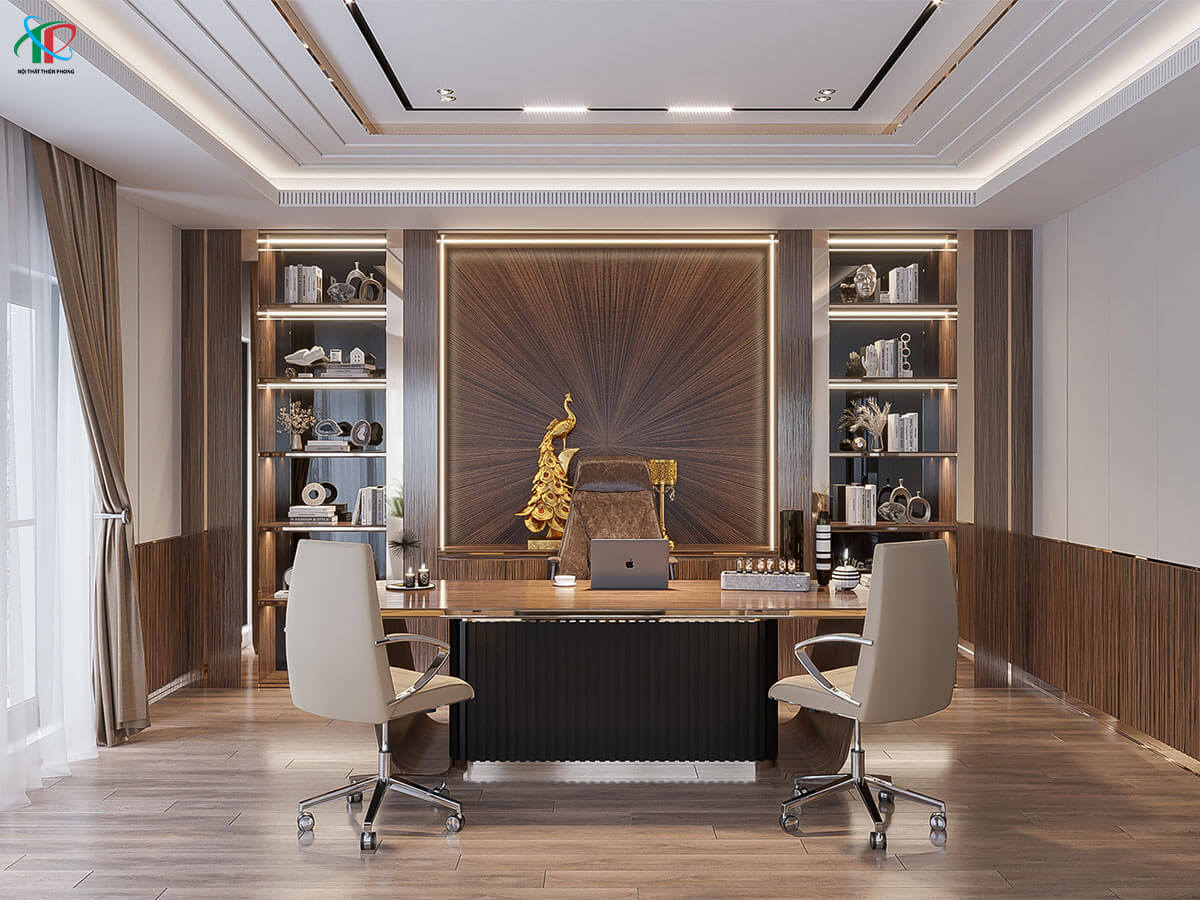 ban-lam-viec-quay-ve-huong-cua